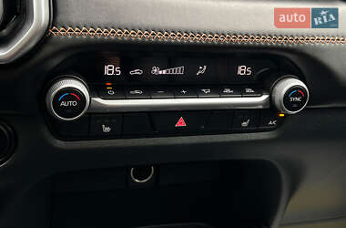 Внедорожник / Кроссовер Mazda CX-50 2022 в 