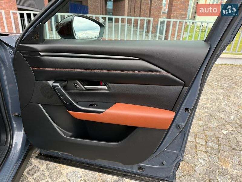 Внедорожник / Кроссовер Mazda CX-50 2023 в Днепре фото 29 Внедорожник / Кроссовер Mazda CX-50 2023 в Днепре