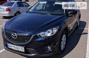 Позашляховик / Кросовер Mazda CX-5 2014 в 