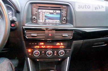 Позашляховик / Кросовер Mazda CX-5 2013 в 