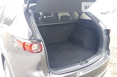 Позашляховик / Кросовер Mazda CX-5 2019 в 