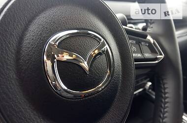 Позашляховик / Кросовер Mazda CX-5 2019 в 