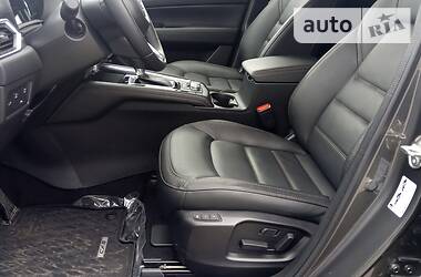 Позашляховик / Кросовер Mazda CX-5 2019 в 