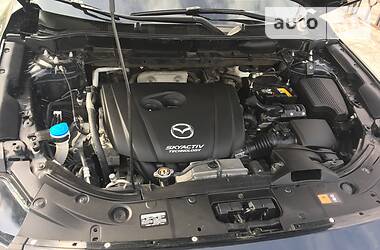 Позашляховик / Кросовер Mazda CX-5 2017 в 