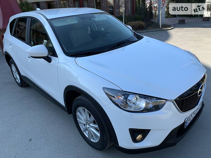 Позашляховик / Кросовер Mazda CX-5 2012 в 