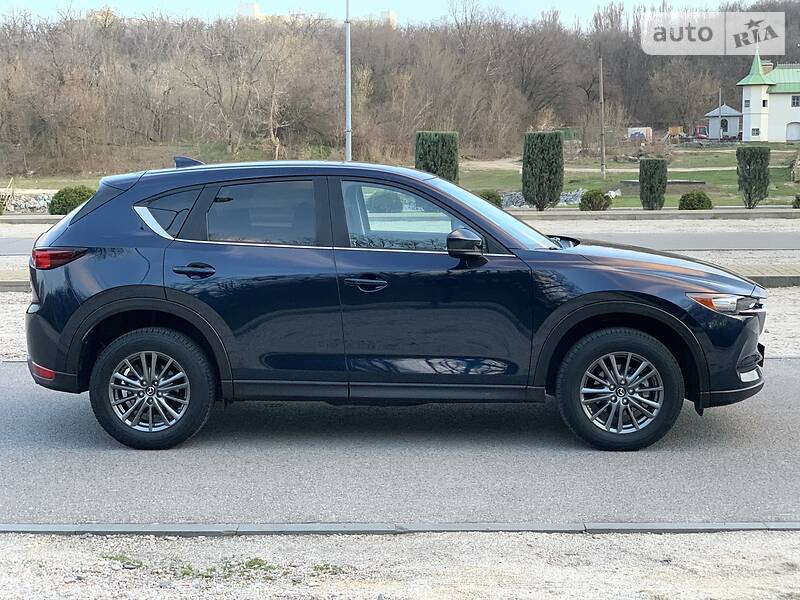 Позашляховик / Кросовер Mazda CX-5 2017 в Дніпрі фото 5 Позашляховик / Кросовер Mazda CX-5 2017 в Дніпрі