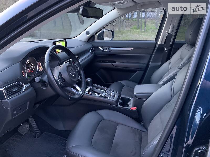 Позашляховик / Кросовер Mazda CX-5 2017 в Дніпрі фото 16 Позашляховик / Кросовер Mazda CX-5 2017 в Дніпрі