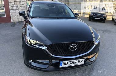 Позашляховик / Кросовер Mazda CX-5 2018 в 