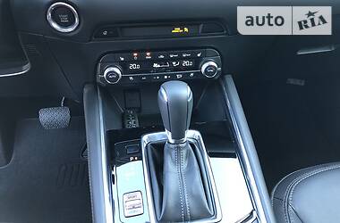 Позашляховик / Кросовер Mazda CX-5 2018 в 