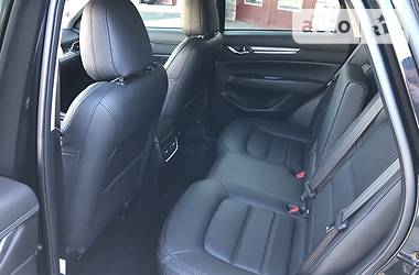 Позашляховик / Кросовер Mazda CX-5 2018 в 