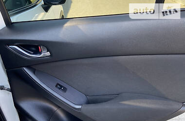 Позашляховик / Кросовер Mazda CX-5 2012 в 