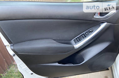 Позашляховик / Кросовер Mazda CX-5 2012 в 