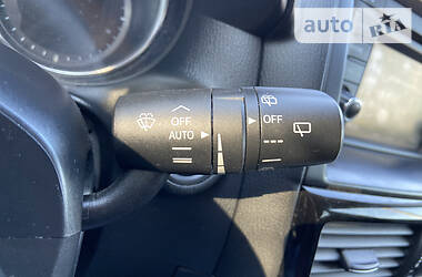 Позашляховик / Кросовер Mazda CX-5 2012 в 
