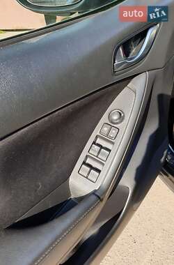 Внедорожник / Кроссовер Mazda CX-5 2015 в 