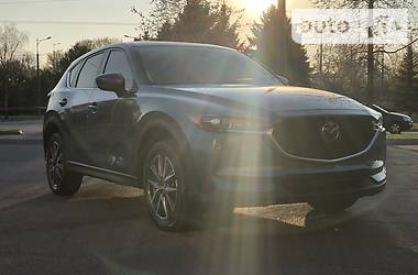 Позашляховик / Кросовер Mazda CX-5 2018 в 