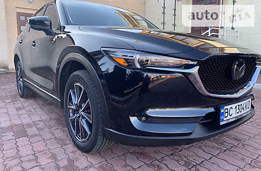 Позашляховик / Кросовер Mazda CX-5 2018 в 