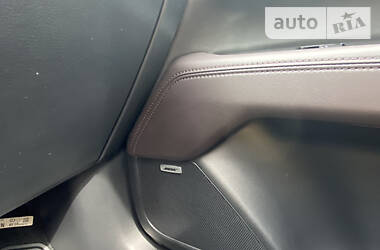 Позашляховик / Кросовер Mazda CX-5 2019 в 