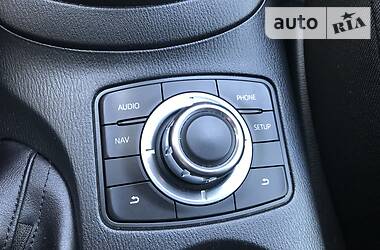 Позашляховик / Кросовер Mazda CX-5 2012 в 