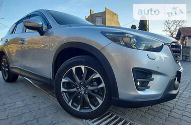 Внедорожник / Кроссовер Mazda CX-5 2015 в Черноморске