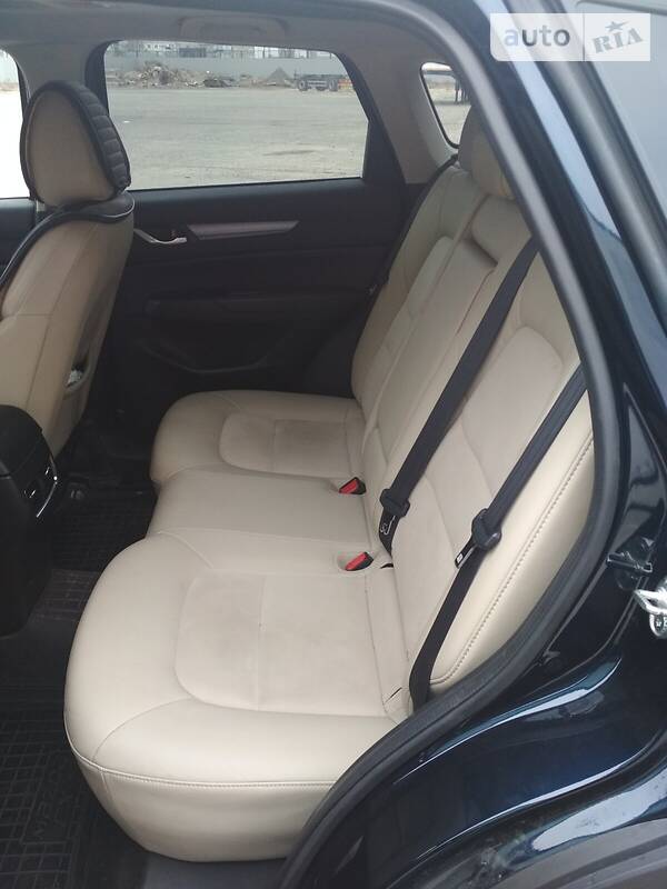 Внедорожник / Кроссовер Mazda CX-5 2017 в Горишних Плавнях фото 6 Внедорожник / Кроссовер Mazda CX-5 2017 в Горишних Плавнях