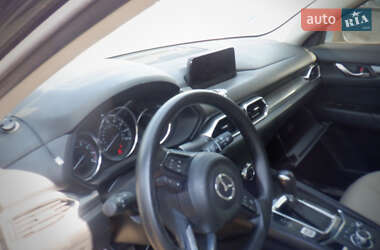 Внедорожник / Кроссовер Mazda CX-5 2017 в 