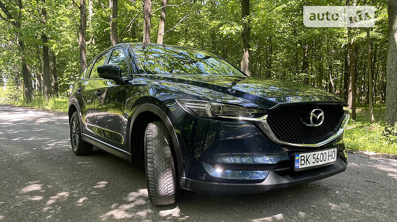 Внедорожник / Кроссовер Mazda CX-5 2017 в Луцке