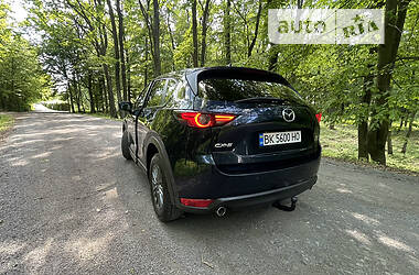 Внедорожник / Кроссовер Mazda CX-5 2017 в Луцке