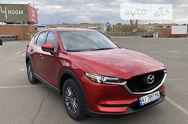 Внедорожник / Кроссовер Mazda CX-5 2017 в Киеве