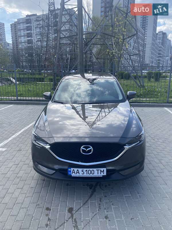 Внедорожник / Кроссовер Mazda CX-5 2018 в 