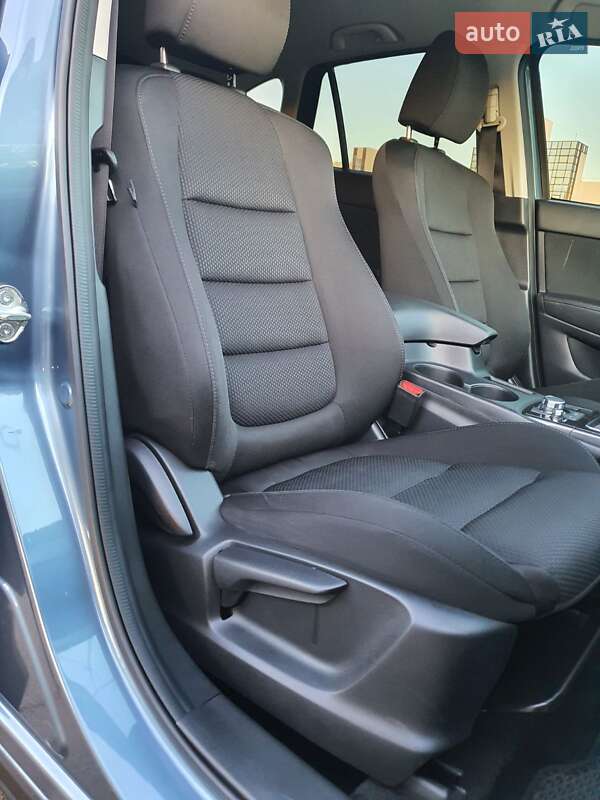 Внедорожник / Кроссовер Mazda CX-5 2016 в Киеве