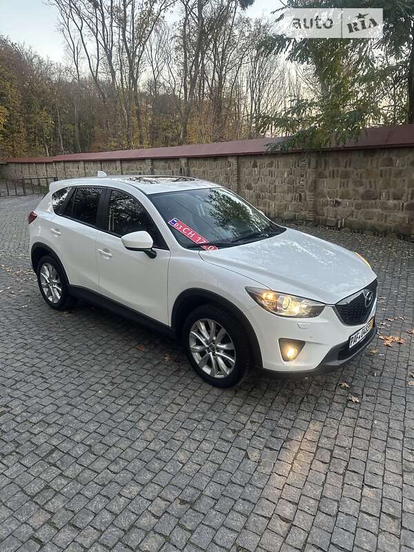 Внедорожник / Кроссовер Mazda CX-5 2014 в Черновцах