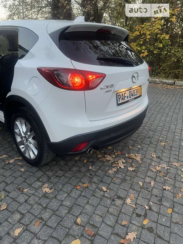 Внедорожник / Кроссовер Mazda CX-5 2014 в Черновцах