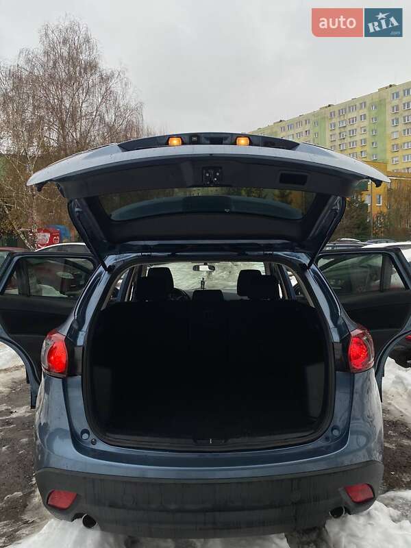 Внедорожник / Кроссовер Mazda CX-5 2016 в Ивано-Франковске фото 6 Внедорожник / Кроссовер Mazda CX-5 2016 в Ивано-Франковске