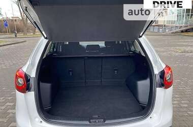 Позашляховик / Кросовер Mazda CX-5 2015 в 