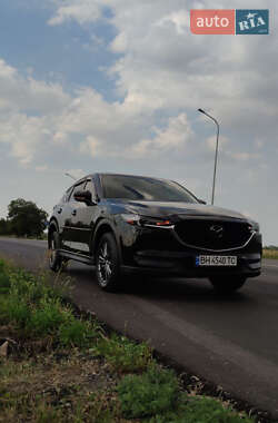 Позашляховик / Кросовер Mazda CX-5 2019 в 