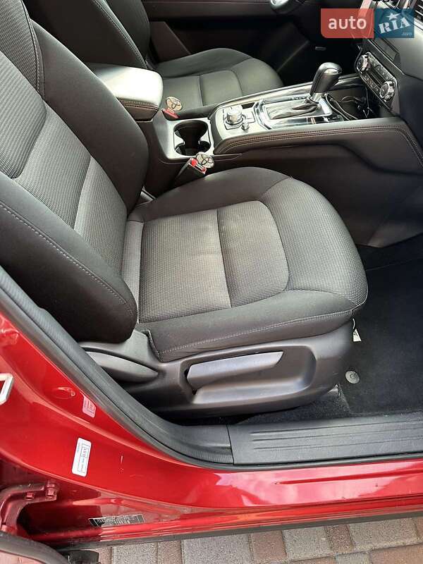 Внедорожник / Кроссовер Mazda CX-5 2017 в Гайвороне