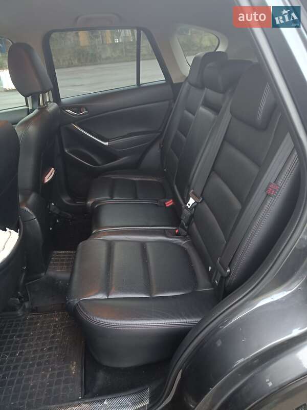 Внедорожник / Кроссовер Mazda CX-5 2015 в Ужгороде фото 5 Внедорожник / Кроссовер Mazda CX-5 2015 в Ужгороде