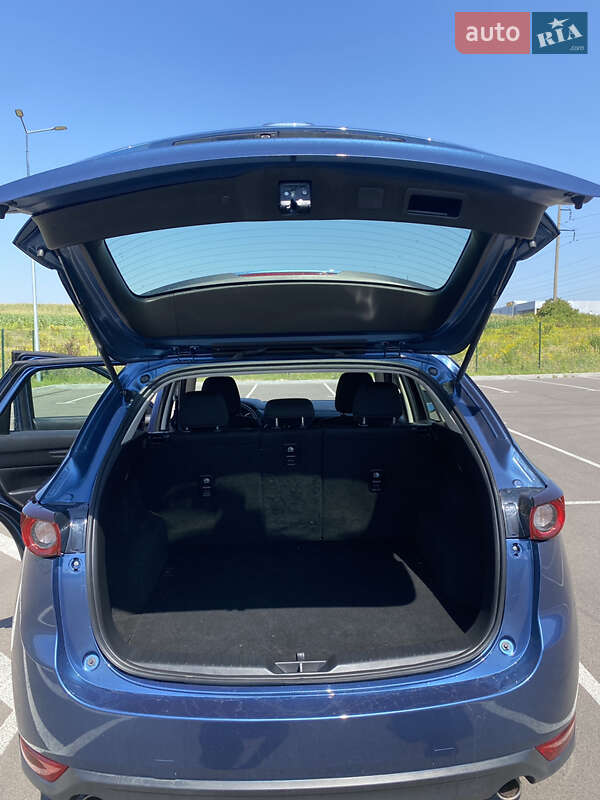 Внедорожник / Кроссовер Mazda CX-5 2018 в Ровно