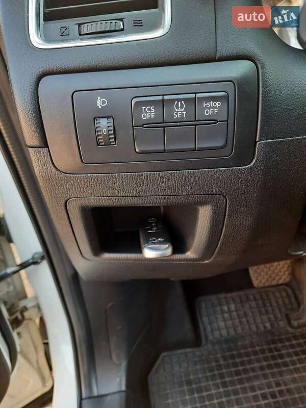 Внедорожник / Кроссовер Mazda CX-5 2015 в Херсоне