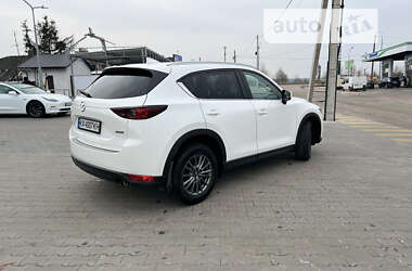 Внедорожник / Кроссовер Mazda CX-5 2017 в Киеве