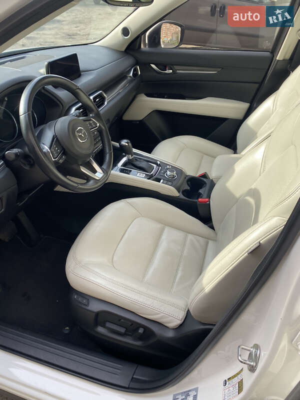 Внедорожник / Кроссовер Mazda CX-5 2018 в Киеве фото 4 Внедорожник / Кроссовер Mazda CX-5 2018 в Киеве