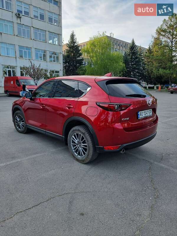 Внедорожник / Кроссовер Mazda CX-5 2018 в Ужгороде