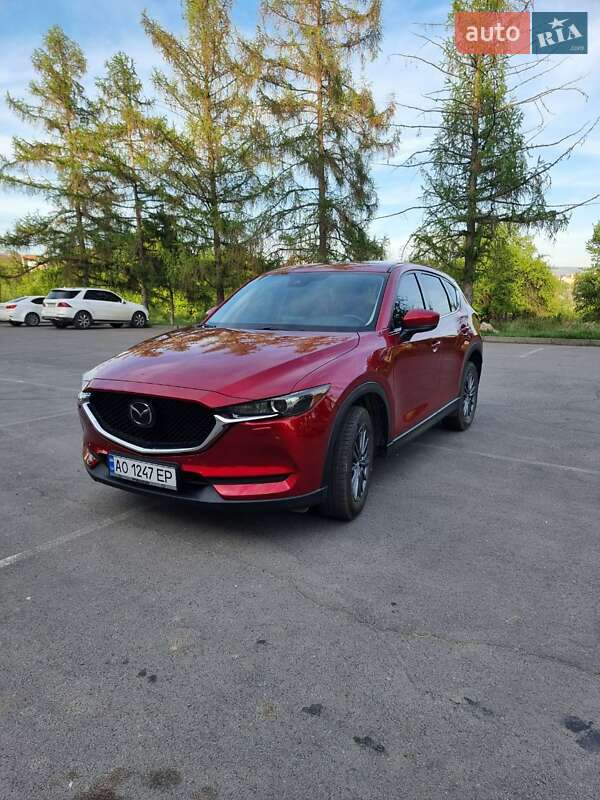 Внедорожник / Кроссовер Mazda CX-5 2018 в Ужгороде