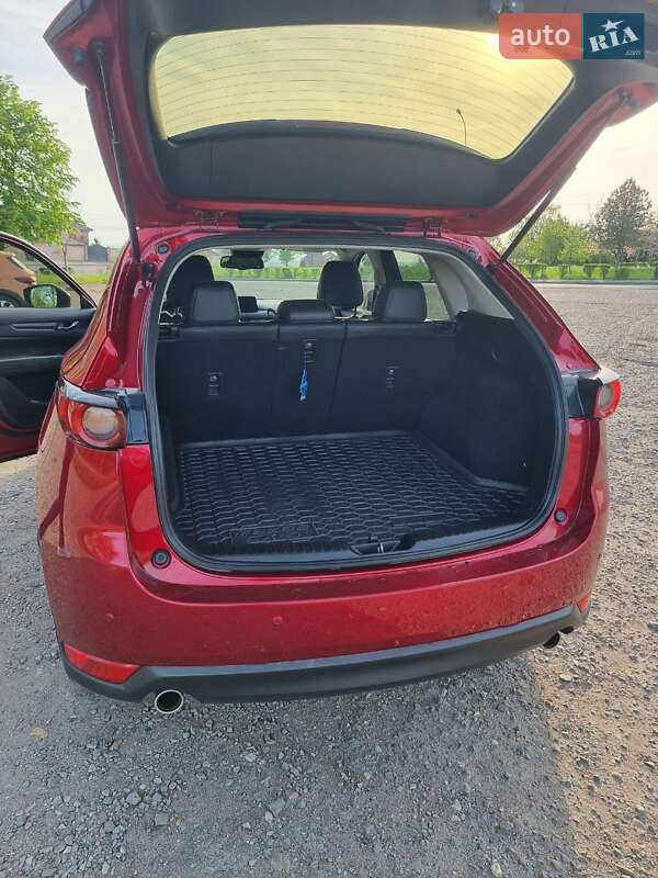 Внедорожник / Кроссовер Mazda CX-5 2018 в Ужгороде