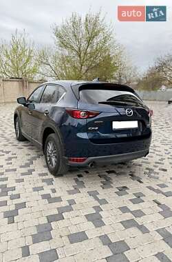 Внедорожник / Кроссовер Mazda CX-5 2017 в Ровно