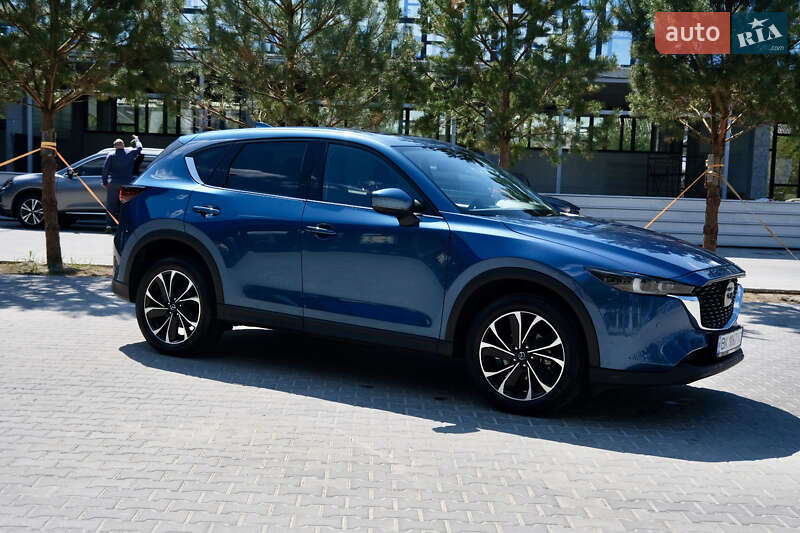 Внедорожник / Кроссовер Mazda CX-5 2022 в Ровно