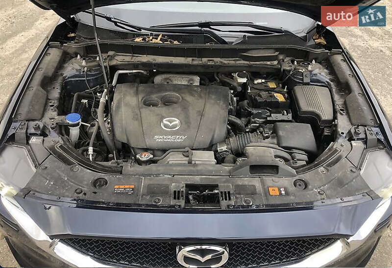 Внедорожник / Кроссовер Mazda CX-5 2017 в Киеве