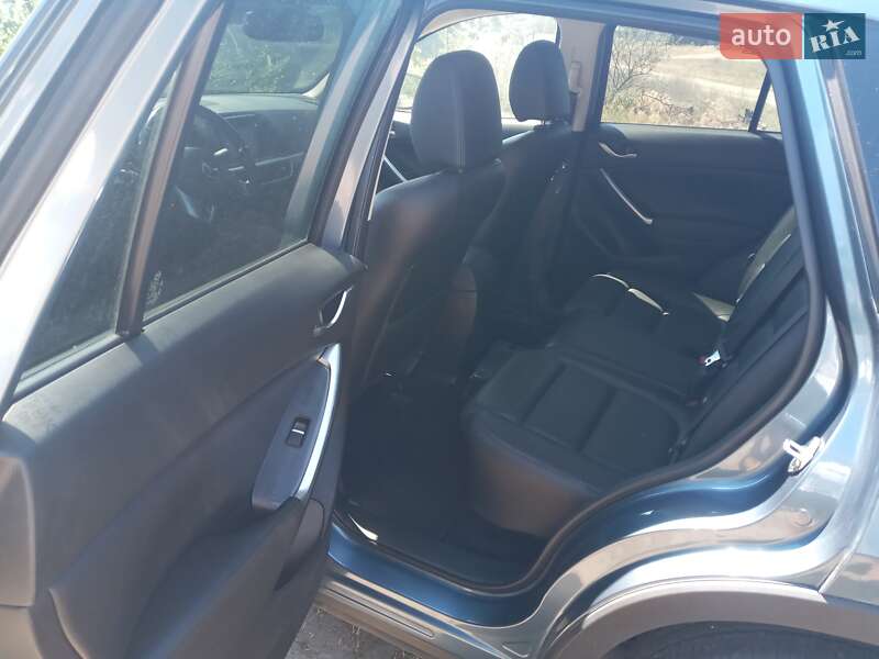 Внедорожник / Кроссовер Mazda CX-5 2015 в Вышгороде