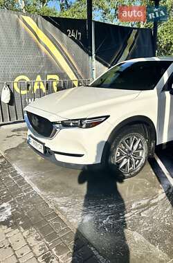 Внедорожник / Кроссовер Mazda CX-5 2018 в 