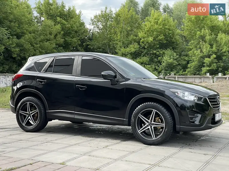 Позашляховик / Кросовер Mazda CX-5 2016 в 